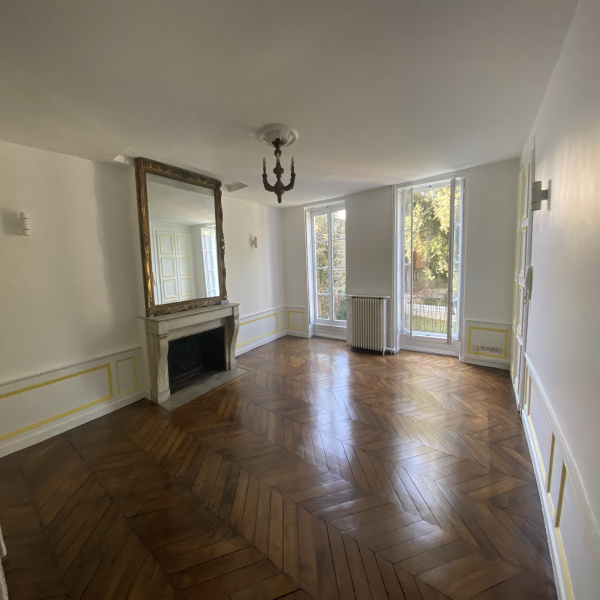 Location Immobilier Professionnel Bureaux Pontoise 95300